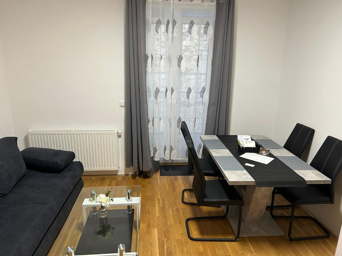 Paky Appartements 00322 Bruck an der Leitha Luaran gambar